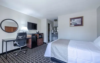 Photo 4 - Travelodge by Wyndham Jackson I-40 Exit 82