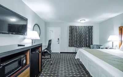 Photo 5 - Travelodge by Wyndham Jackson I-40 Exit 82