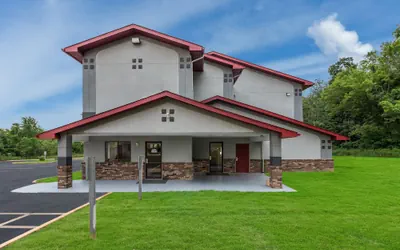 Photo 2 - Red Roof Inn Mansfield