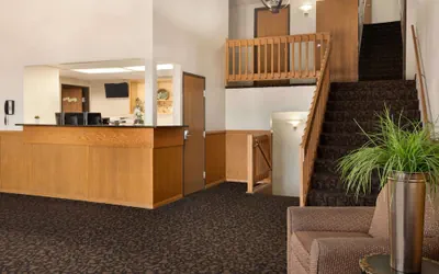 Photo 2 - Travelodge by Wyndham Jefferson City