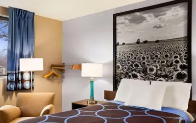 Photo 4 - Americas Best Value Inn Pittsburg
