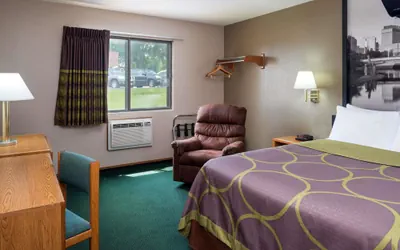 Photo 4 - Super 8 by Wyndham Omaha NE
