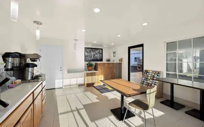 Photo 3 - Super 8 by Wyndham Crescent City
