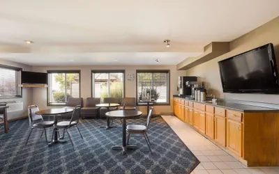 Photo 4 - Americas Best Value Inn Sparks