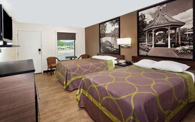 Photo 2 - Super 8 by Wyndham Ringgold/Chattanooga Area