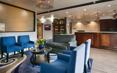 Photo 5 - Best Western Plus Diamond Valley Inn