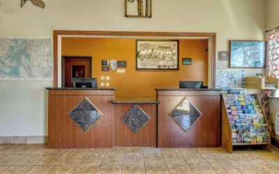 Photo 3 - Super 8 by Wyndham Alamosa