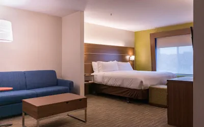 Photo 4 - Holiday Inn Express Branford-New Haven by IHG