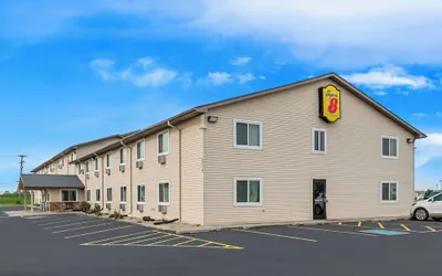 Photo 2 - Super 8 by Wyndham Council Bluffs IA Omaha NE Area