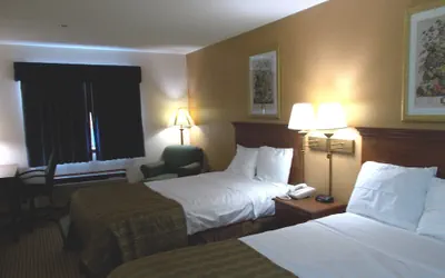 Photo 4 - Royalton Inn and Suites Wilmington