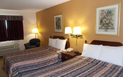 Photo 5 - Royalton Inn and Suites Wilmington