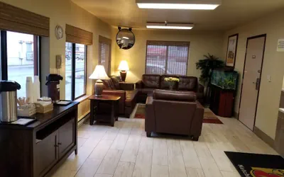 Photo 3 - Super 8 by Wyndham Ketchikan