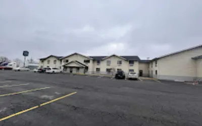 Coldwater Inn & Suites near I 69