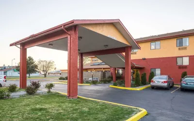 Photo 2 - Quality Inn Moses Lake