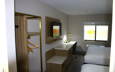 Photo 4 - Baymont Inn & Suites by Wyndham San Marcos Outlet Malls
