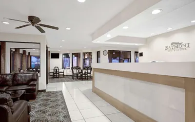 Photo 3 - Baymont Inn & Suites by Wyndham San Marcos Outlet Malls