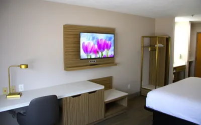 Photo 5 - Baymont Inn & Suites by Wyndham San Marcos Outlet Malls