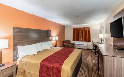 Photo 2 - Econo Lodge Inn & Suites Mckinney - Plano North