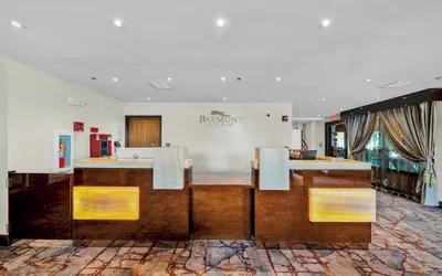 Photo 3 - Baymont by Wyndham Anderson
