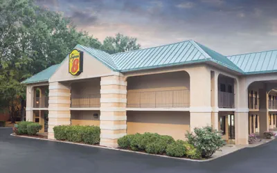 Photo 2 - Super 8 by Wyndham Decatur/Lithonia/Atl Area