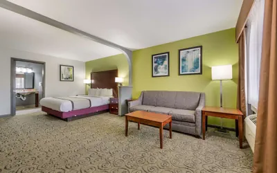 Photo 5 - SureStay Hotel by Best Western Deer Park