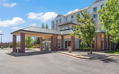 Photo 2 - Hilton Garden Inn Plymouth