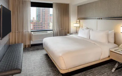 Photo 5 - DoubleTree by Hilton Hotel & Suites Jersey City