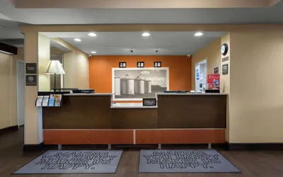 Photo 5 - Hampton Inn Greenville/Travelers Rest