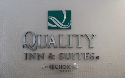 Photo 3 - Quality Inn & Suites Fresno Northwest