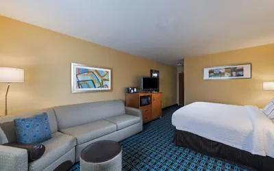Photo 5 - Fairfield Inn & Suites by Marriott St Petersburg Clearwater