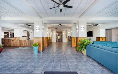 Photo 3 - Coconut Palms Beach Resort II, an Ascend Collection Hotel