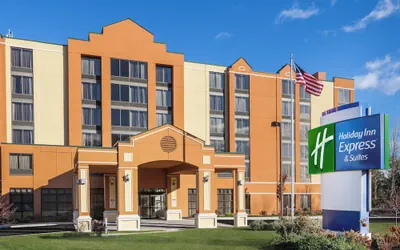 Photo 2 - Holiday Inn Express Hotel & Suites South Portland by IHG