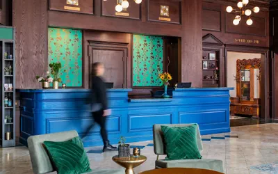 Photo 3 - Landmark Inn