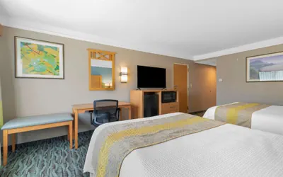 Photo 5 - Best Western Plus Executive Court Inn & Conference Center