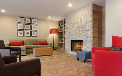 Photo 3 - Country Inn & Suites by Radisson, Jackson, TN