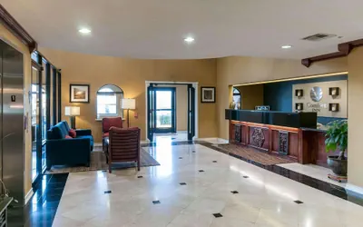 Photo 4 - Comfort Inn North Conroe