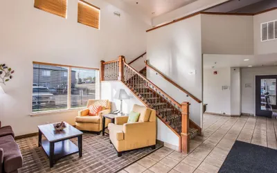 Photo 3 - Quality Inn & Suites Meridian - West Boise