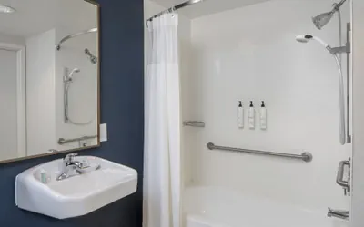 Photo 2 - Fairfield Inn & Suites by Marriott Ft. Myers/Cape Coral