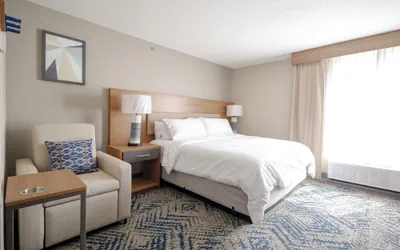 Photo 4 - Candlewood Suites Beachwood Cleveland by IHG