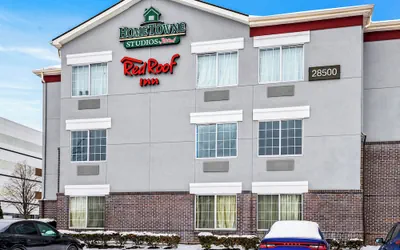 Photo 2 - Red Roof Inn Southfield