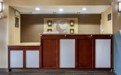 Photo 3 - Comfort Inn Meadowlands