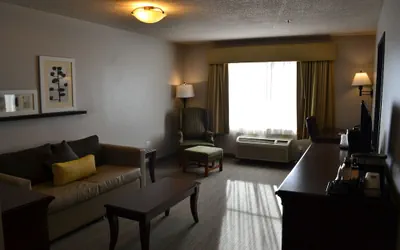 Photo 5 - Country Inn & Suites by Radisson, Gurnee, IL