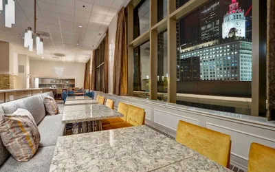 Photo 3 - Homewood Suites by Hilton Chicago-Downtown