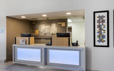 Holiday Inn Express Hotel & Suites Harrison by IHG