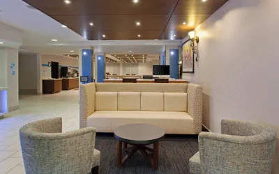 Photo 4 - Holiday Inn Express Hotel & Suites Oakland-Airport by IHG