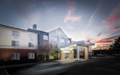 Photo 2 - Fairfield Inn by Marriott Charlotte Northlake