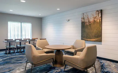 Photo 4 - Fairfield Inn By Marriott Savannah Airport
