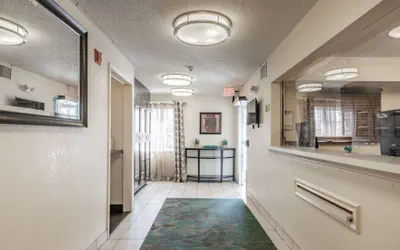 Photo 3 - Sonesta Simply Suites Nashville Brentwood