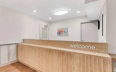 Photo 3 - Sonesta Simply Suites Baltimore BWI Airport