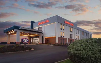 Photo 2 - Hampton Inn Athens